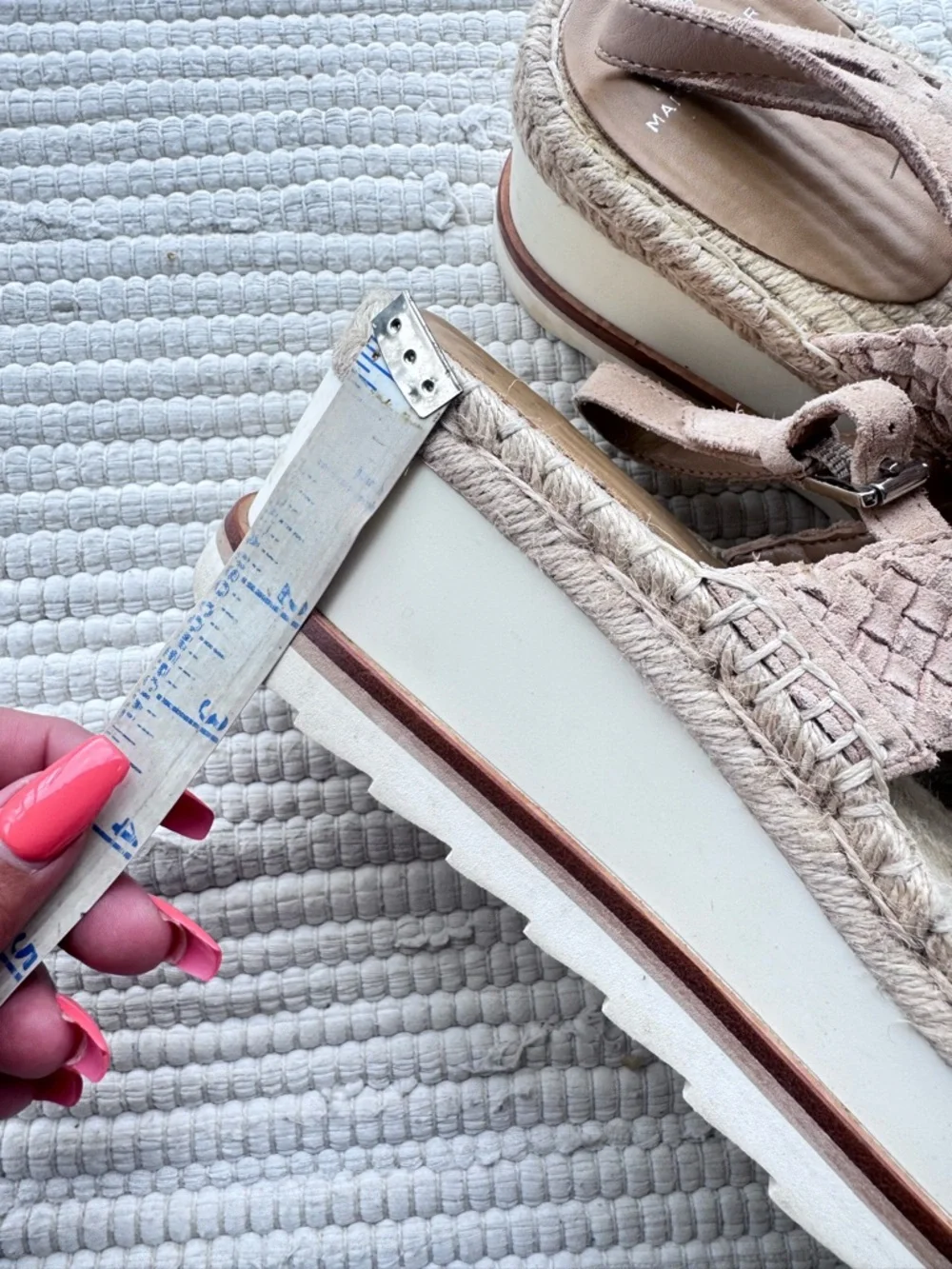Marc Fisher LTD Woven Leather Platform Sandal Beige Sz 8.5 Espadrille